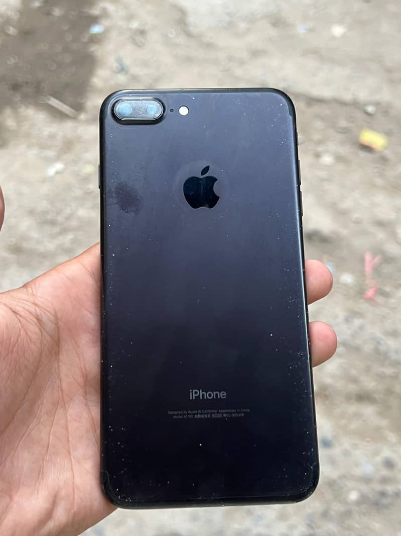 Apple iPhone 7 Plus 0