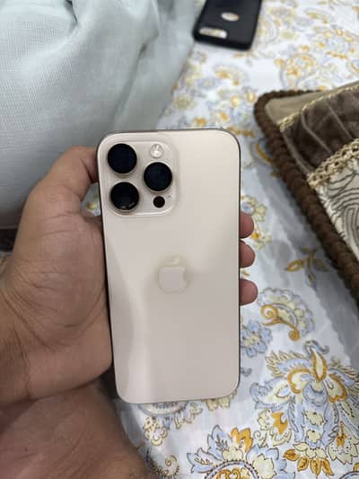 Apple iPhone 16 Pro Max