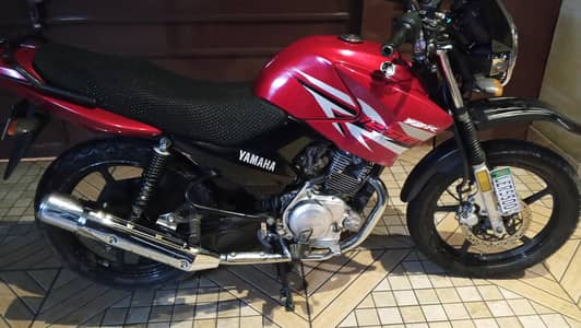 | Yamaha | YBR 125G | Model 2018 | red Japanese Assembled  |