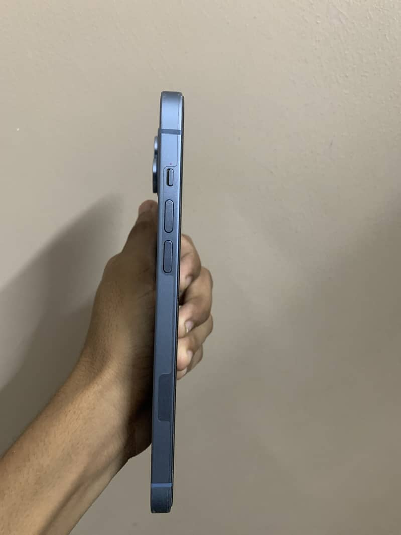 iPhone 14 plus 2