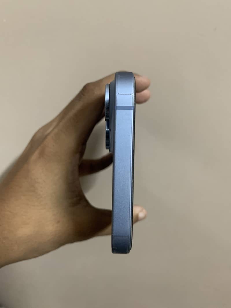 iPhone 14 plus 3