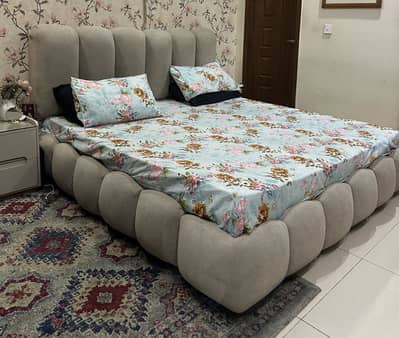 Bubble bed ,3 st sofa, dressing, side tableboucle fabric) COMPLETE SET
