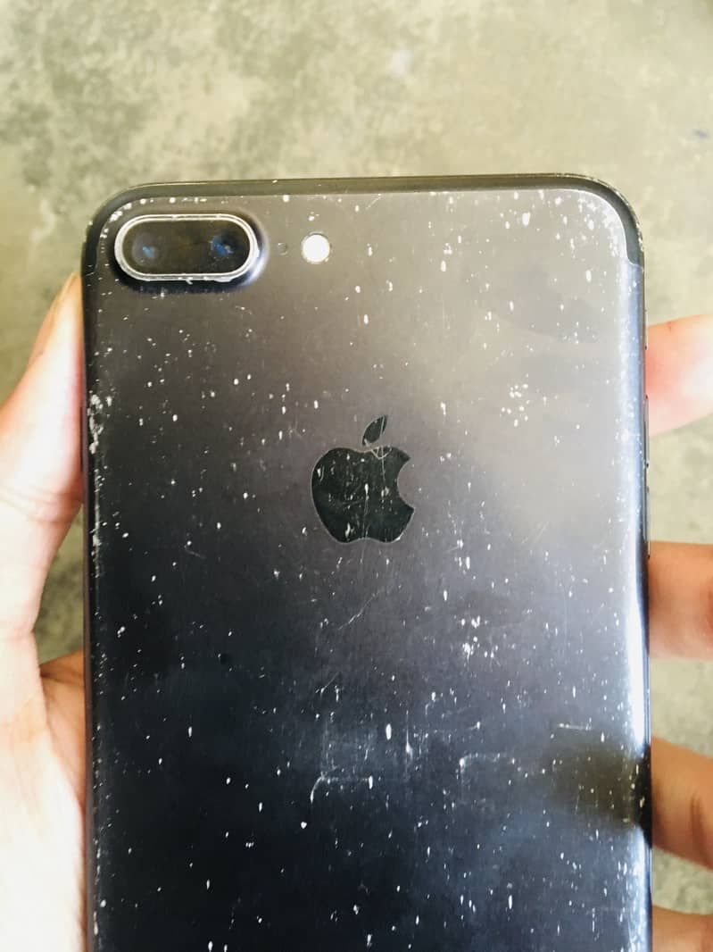 Apple iPhone 7 Plus 7