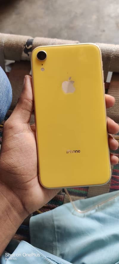 Apple iPhone XR