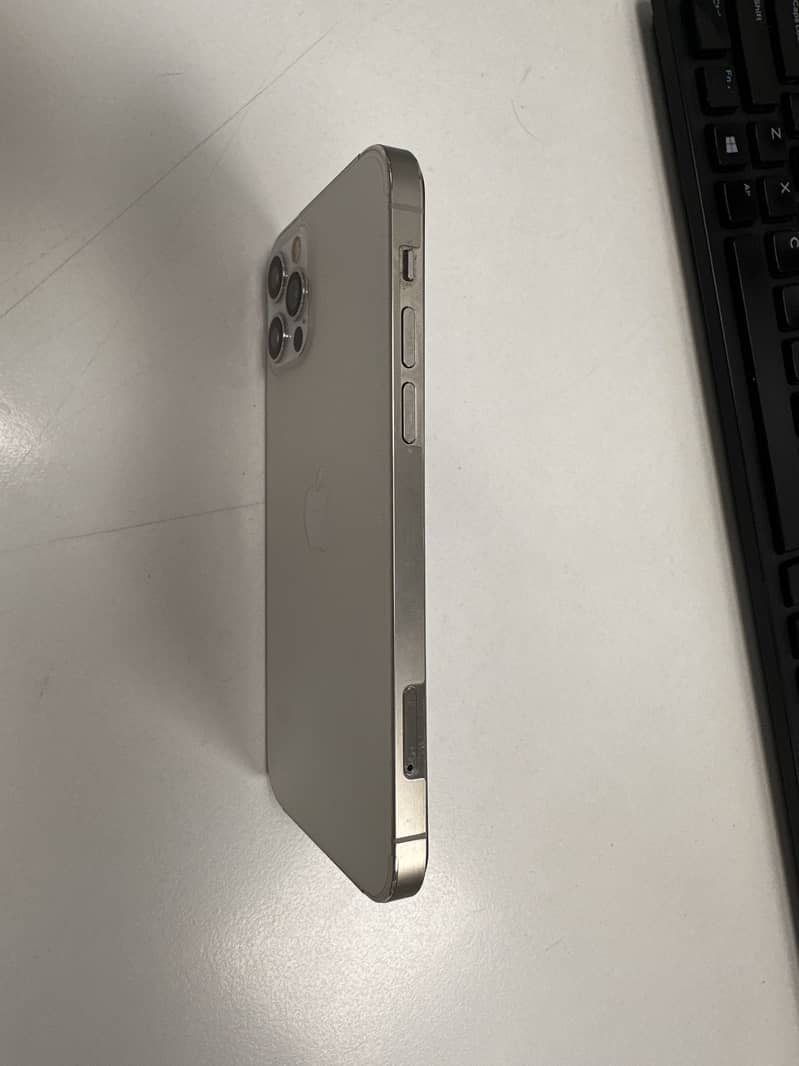 Apple iPhone 12 Pro 0