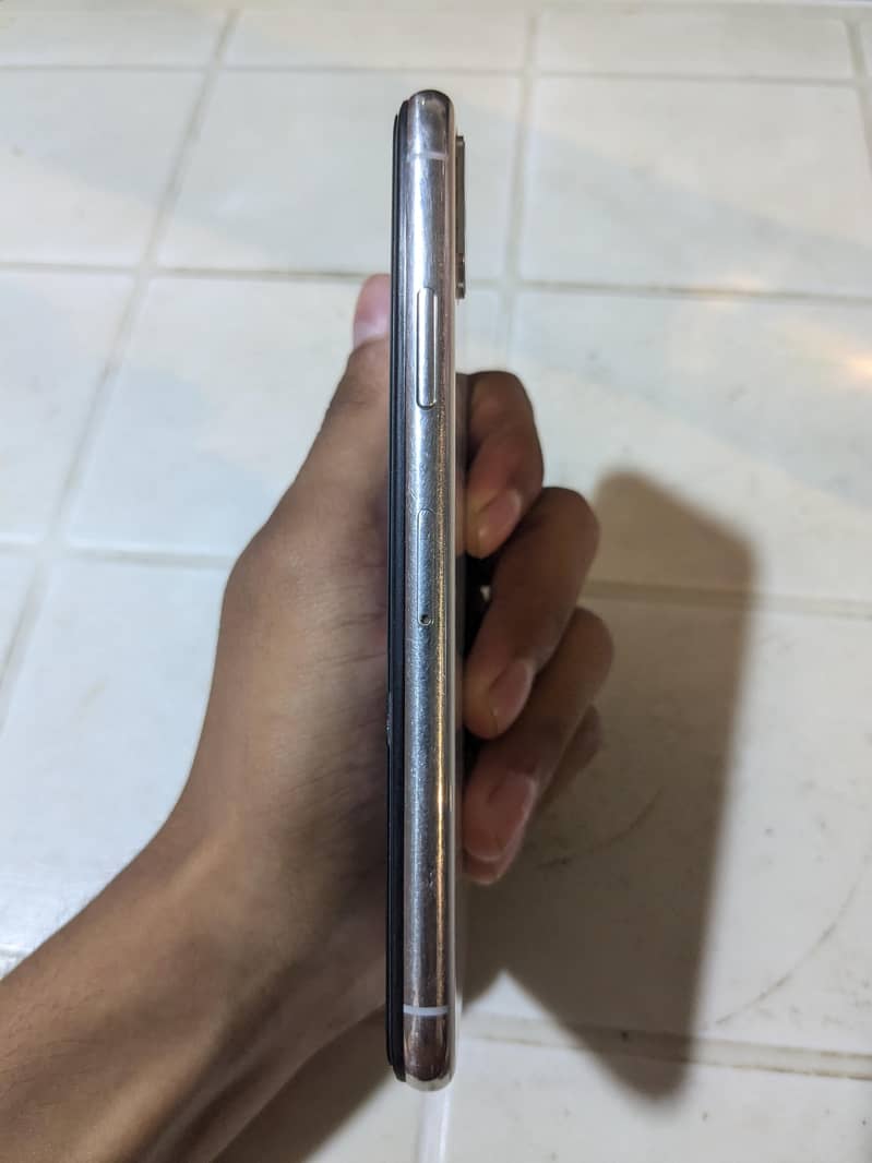 Apple iPhone X 1