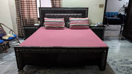 WOODEN BED FOR SALE