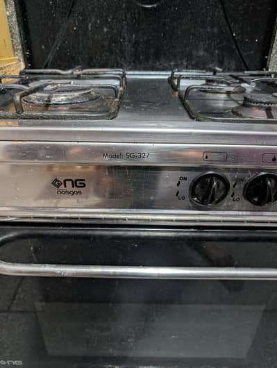 NASGAS COOKING RANGE SG-327 3 BURNERS
