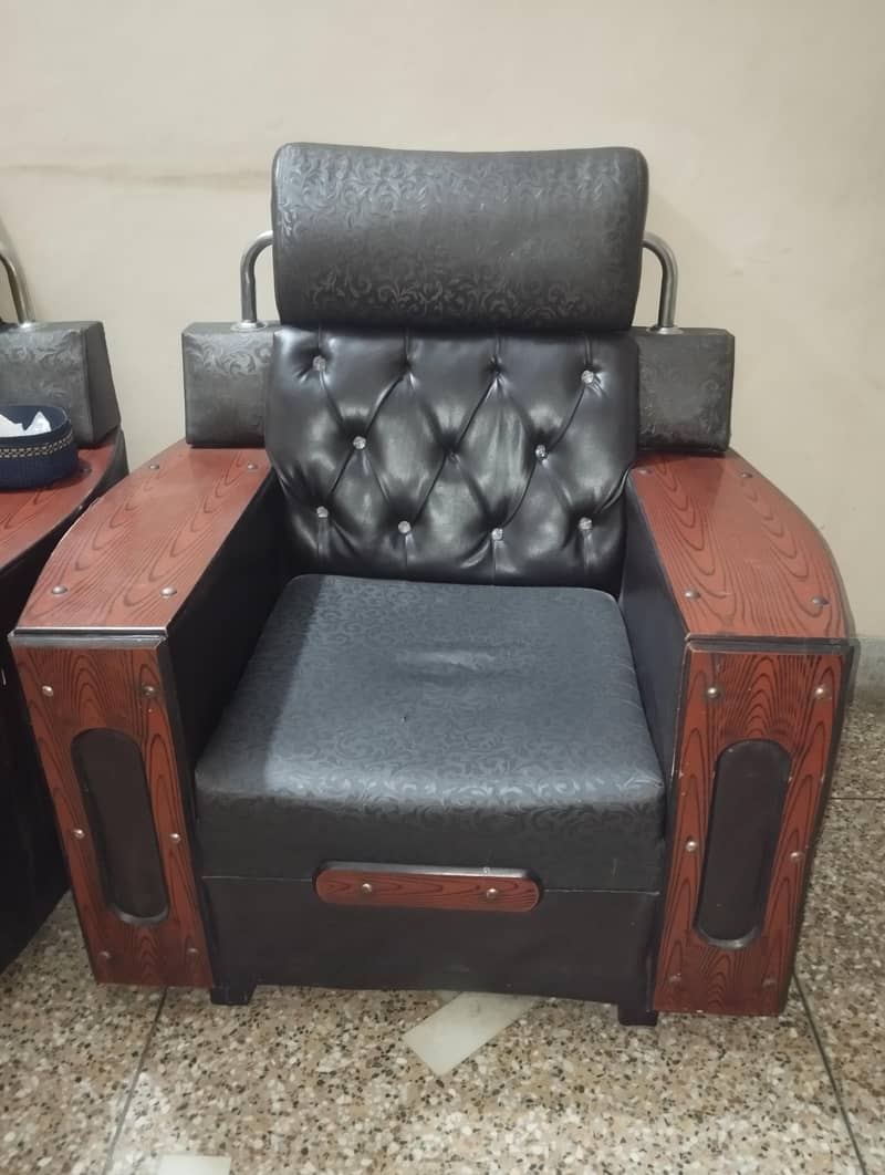 Sofas and Office seats 3