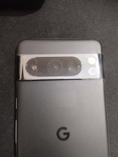 Google Pixel 8 Pro (Processor issue, can be used for screen camera etc