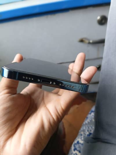 Apple iPhone 12 Pro Max non pta 10/10 waterpack set