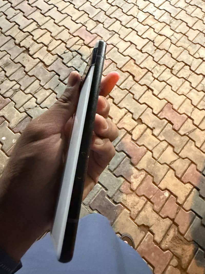 Google Pixel 6a 4
