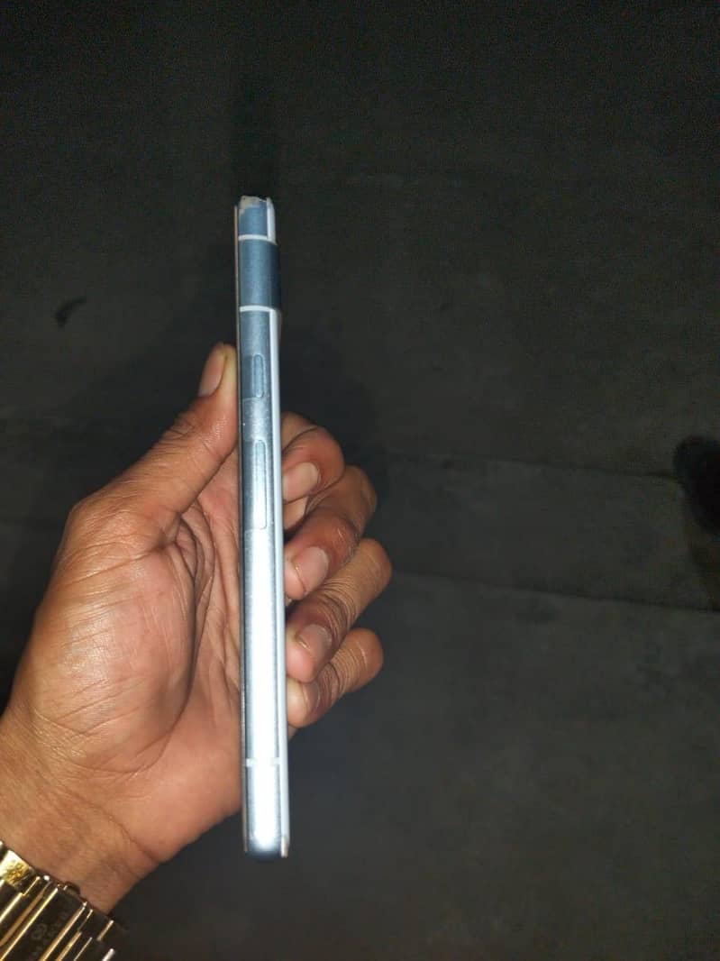 Google Pixel 7a 1