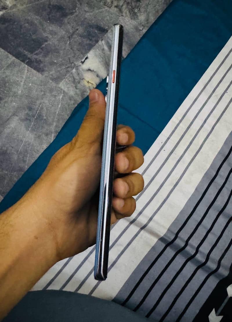 Tecno CAMON 40 Pro 2