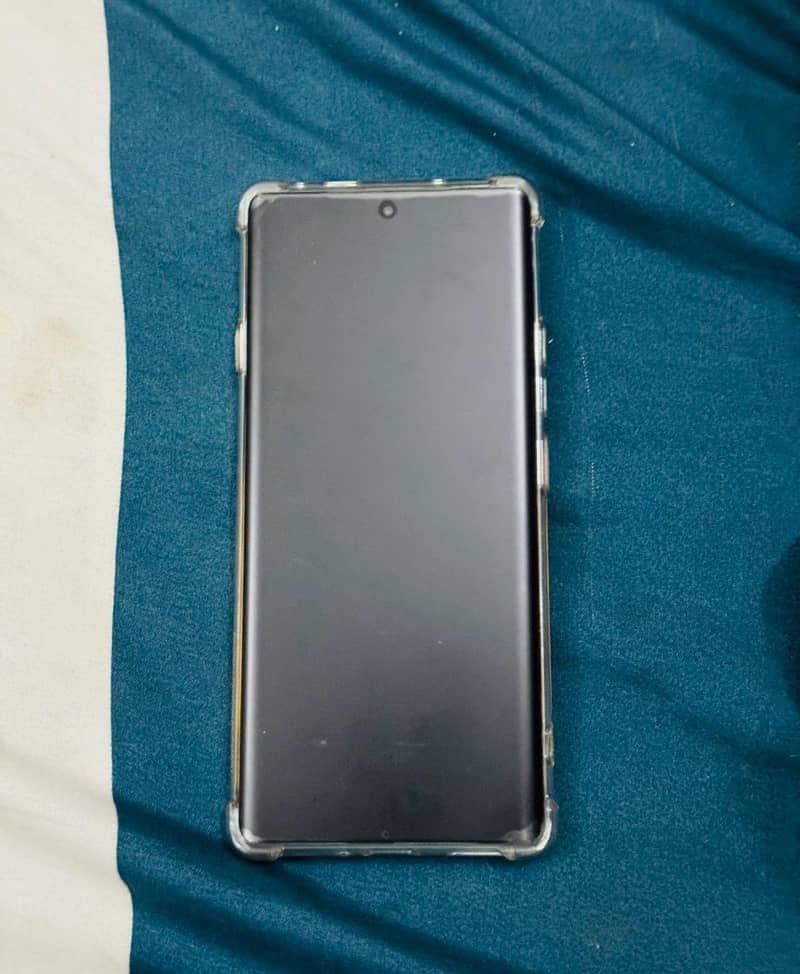 Tecno CAMON 40 Pro 5