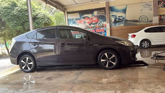 Toyota Prius 2012