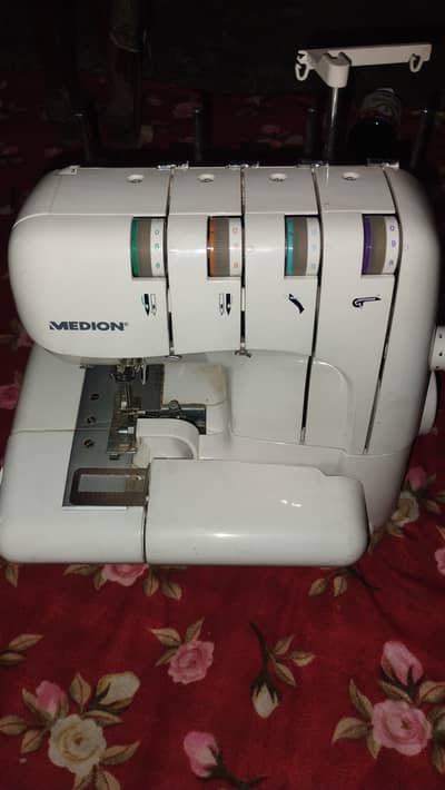 Overlok machine