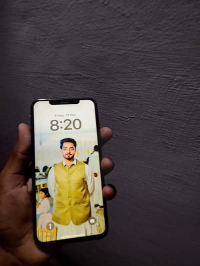 Urgent sale and exchange up model iPhone sath cash day dy