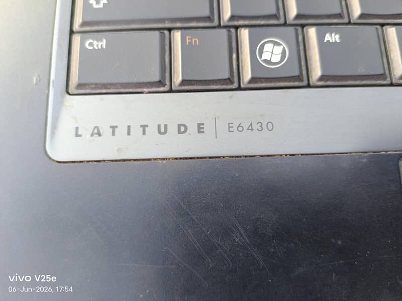 Dell latitude E6430 0