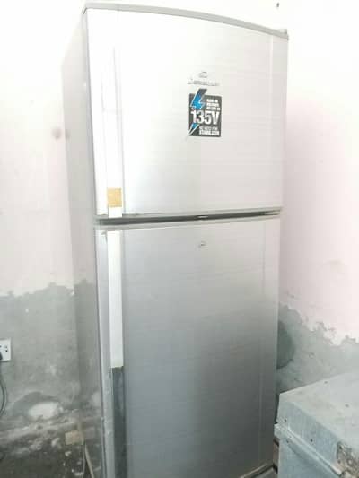 Dawlance Medium Fridge for Sale