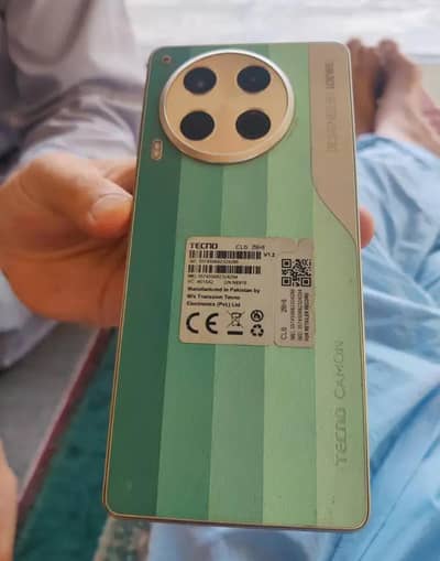 tecno camon 30