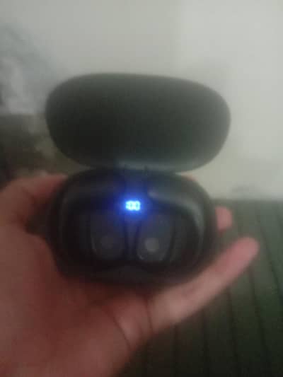  Wireless Bluetooth Earbuds | HD Sound & Deep Bass