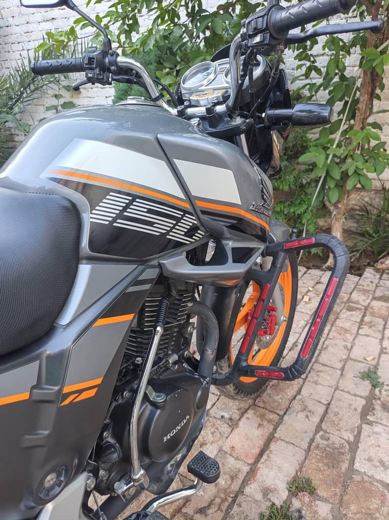CB 150 CC 1