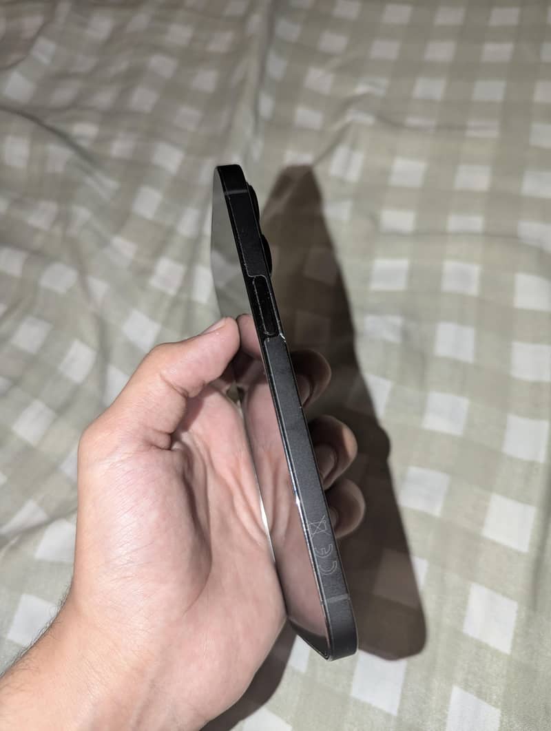 Apple iPhone 13 Pro 1