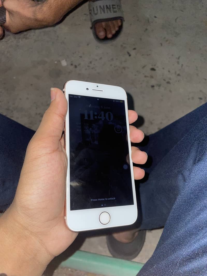 Apple iPhone 8 2