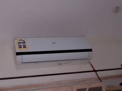 Dansat split AC good condition imported from saudia
