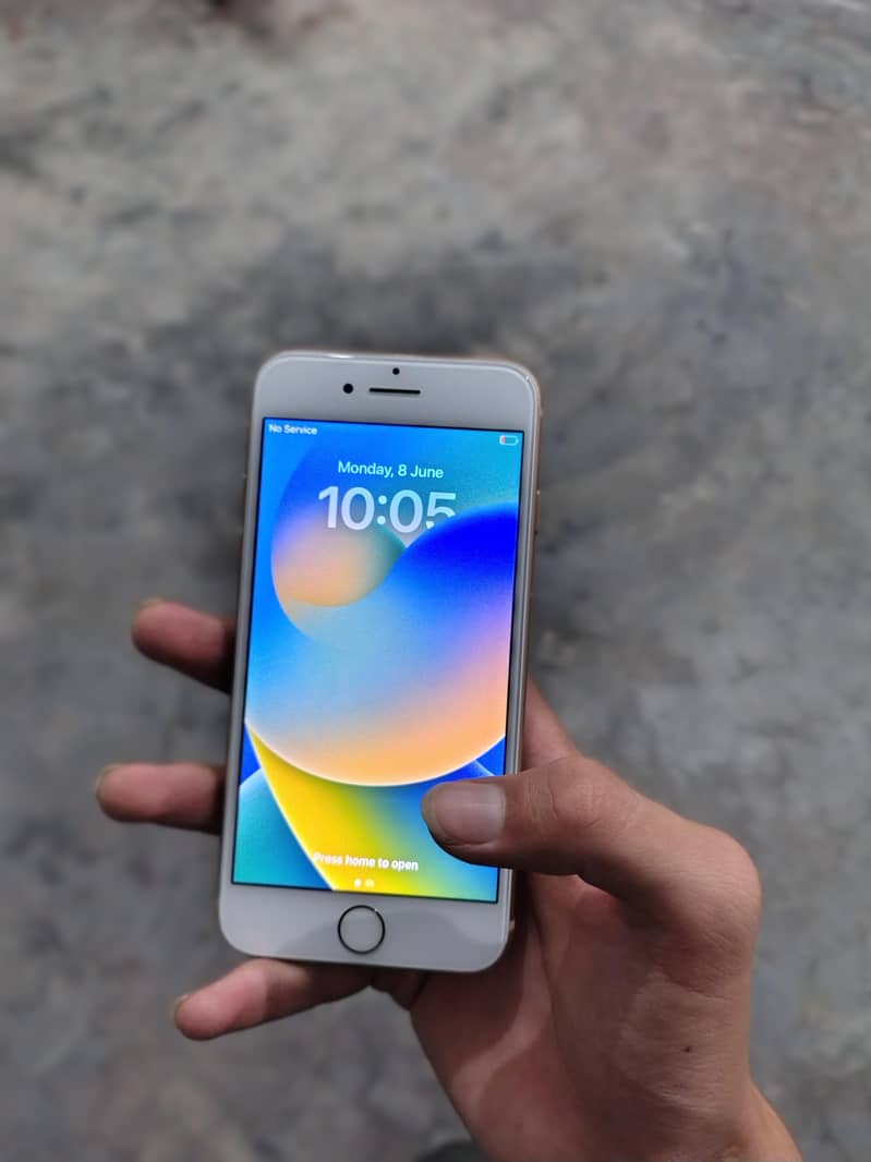 Apple iPhone 8 2