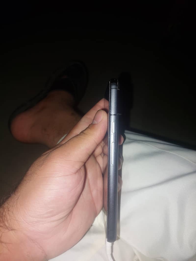 Google Pixel 8 3