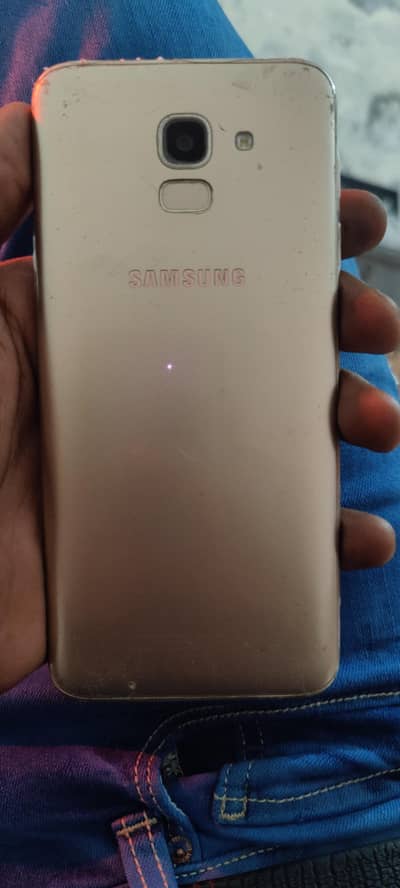 Samsung Mobile J6