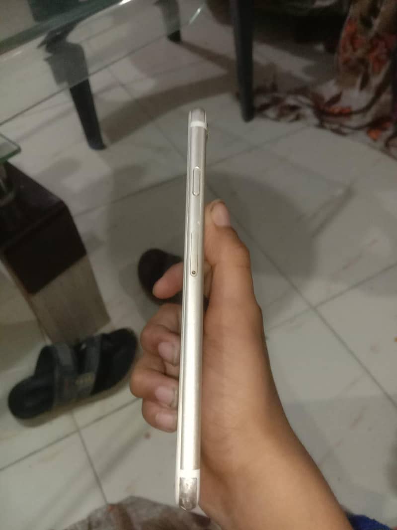 Apple iPhone 6 8