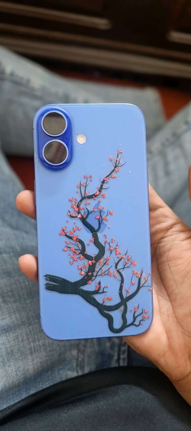 Apple iPhone 16 0