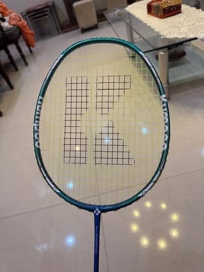 Kumpoo kevlaronex racket badminton (2 days interacted with)