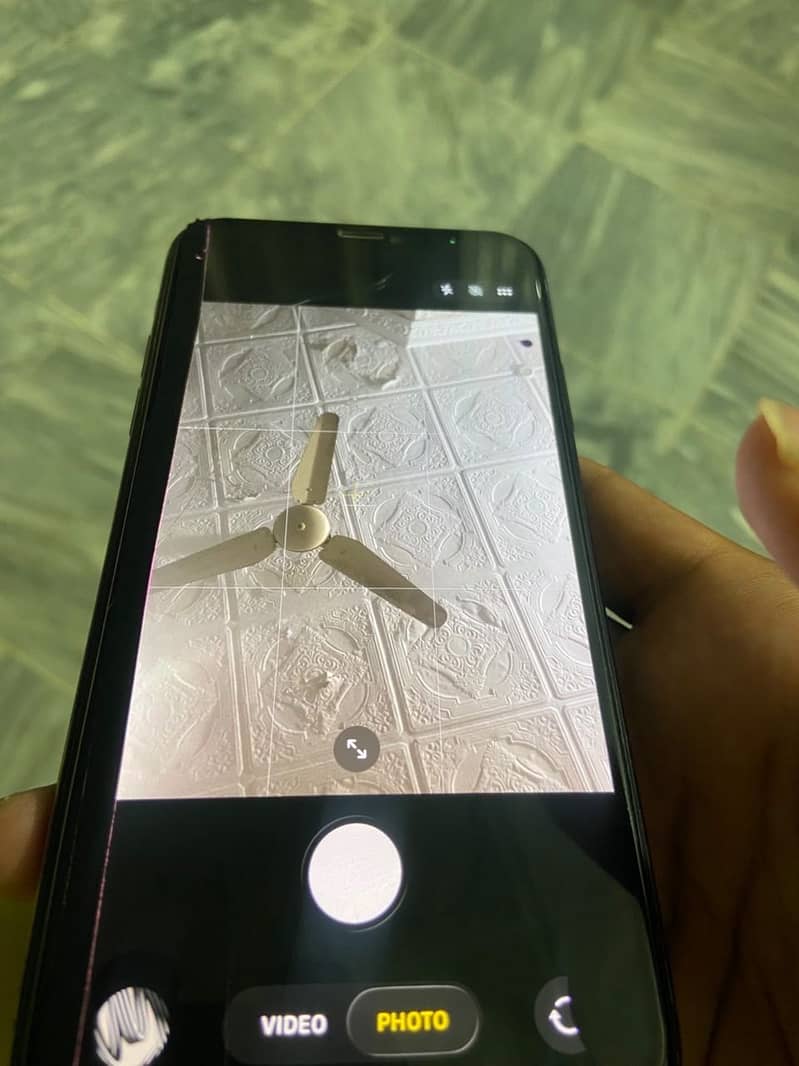 Apple iPhone 11 Pro Max 12