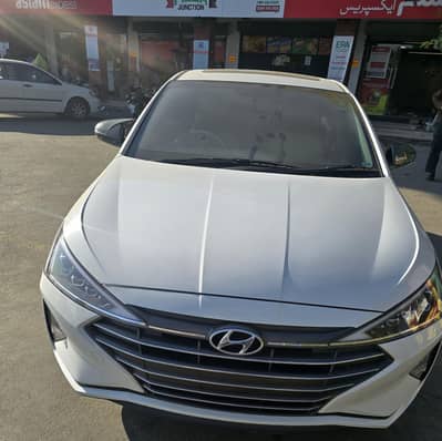 Hyundai Elantra 2021