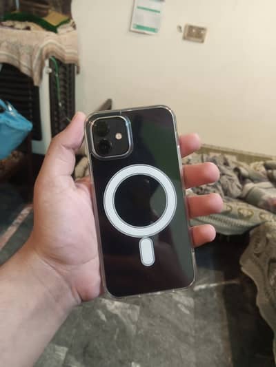 Apple iPhone 12