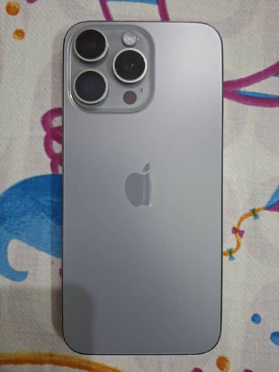 Apple iPhone 15 Pro Max