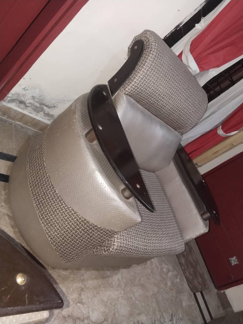 Sofa set for SALE 3