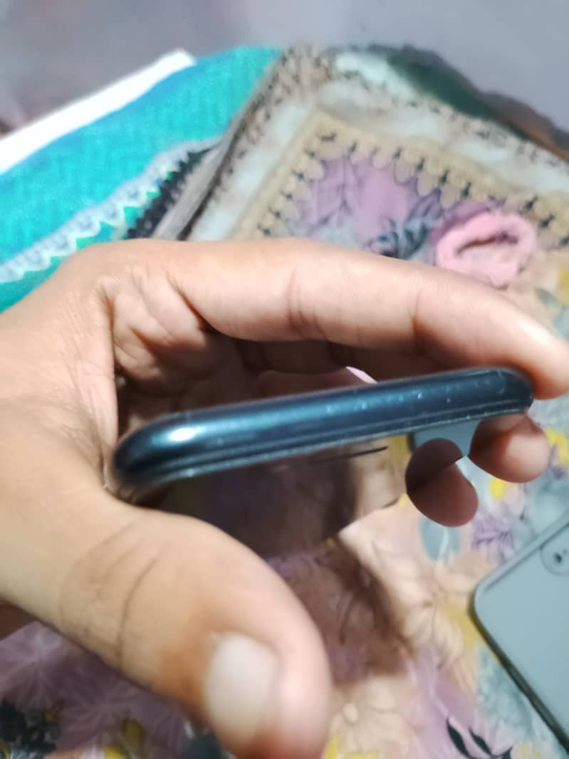 Apple iPhone SE 3
