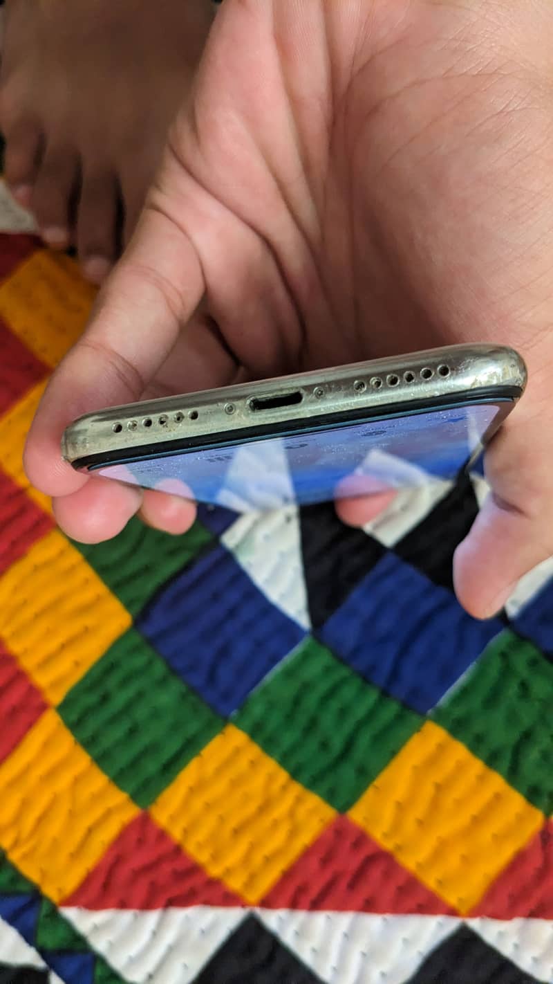 Apple iPhone X 2