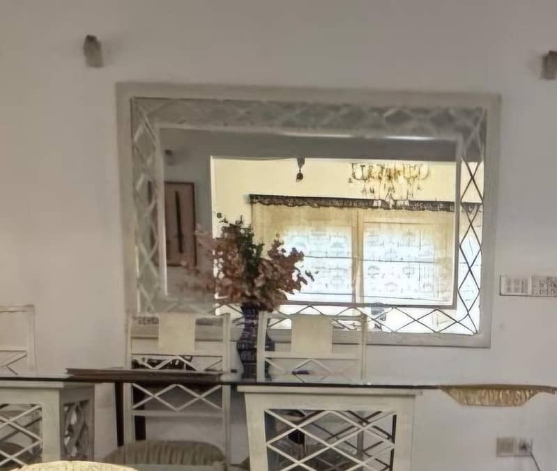 luxury dining table 3