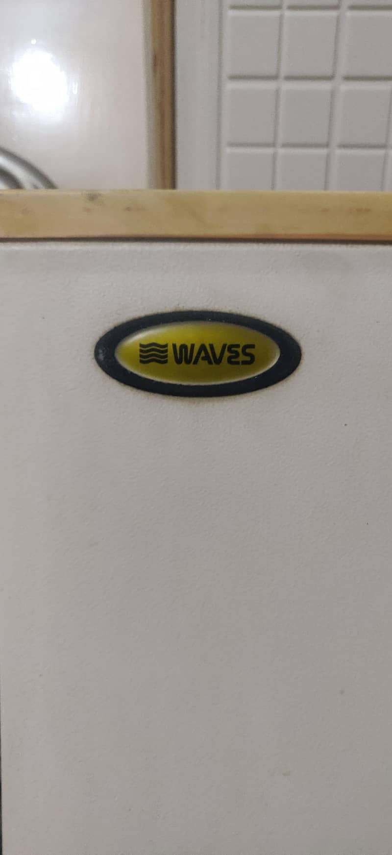 waves deep freezer 1