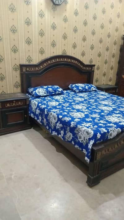 Complete bedroom set 50K