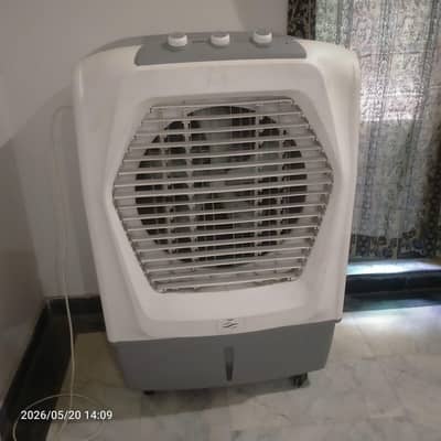 condition 10/10 ((Call Number 03245753658))
