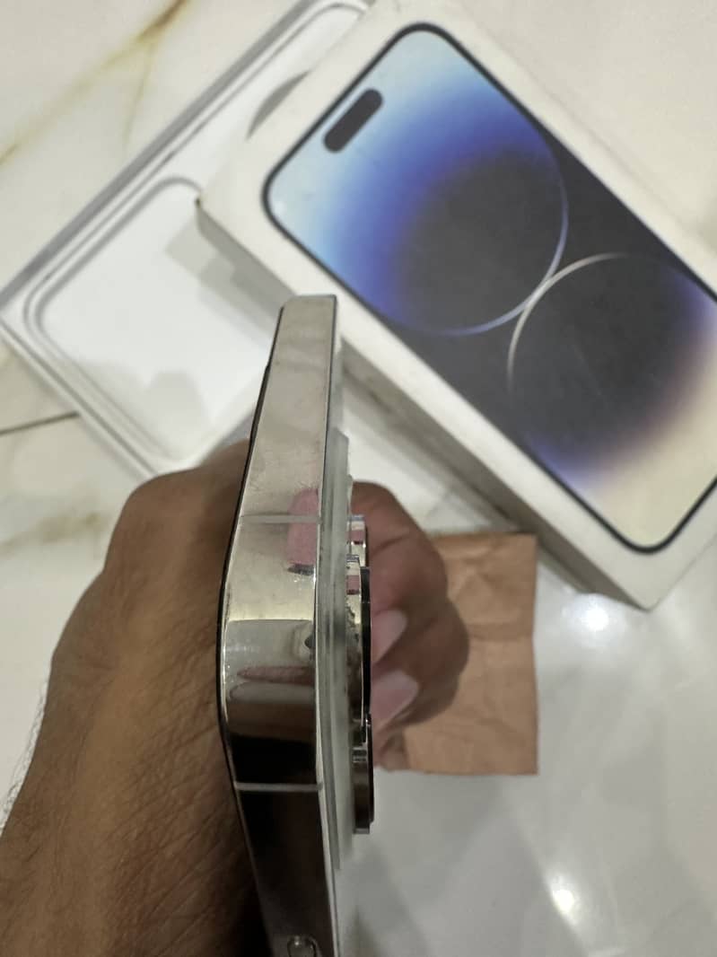 Apple iPhone 14 Pro Max 4