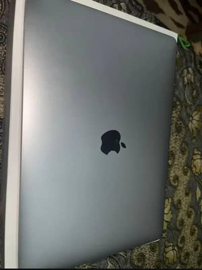 MacBook