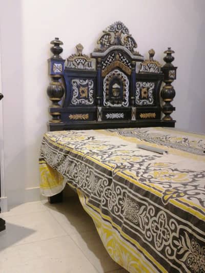 Chiniot wooden single bed for sale